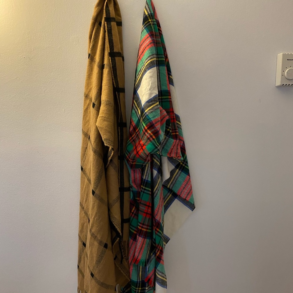 Scarf bundle - Picture 4 of 5